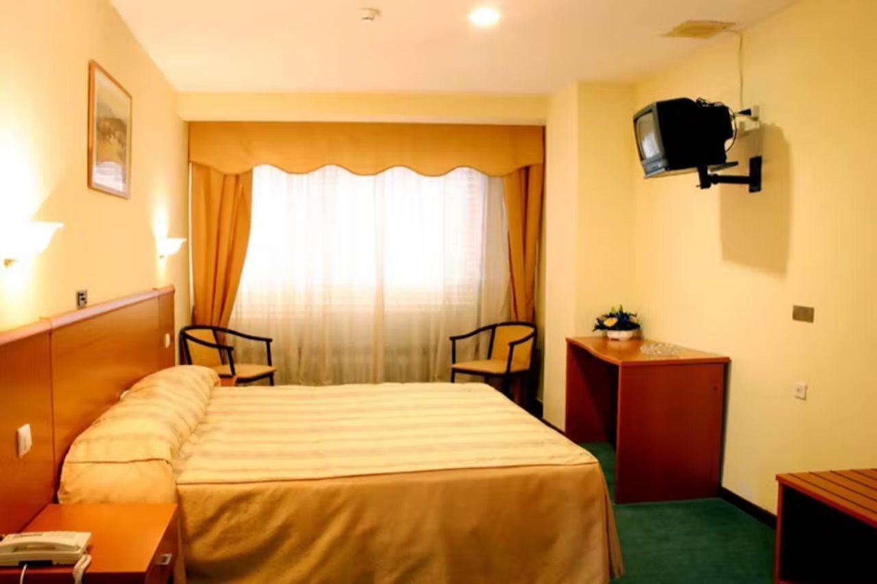 Hotel Las Vinas Arteixo Exteriér fotografie
